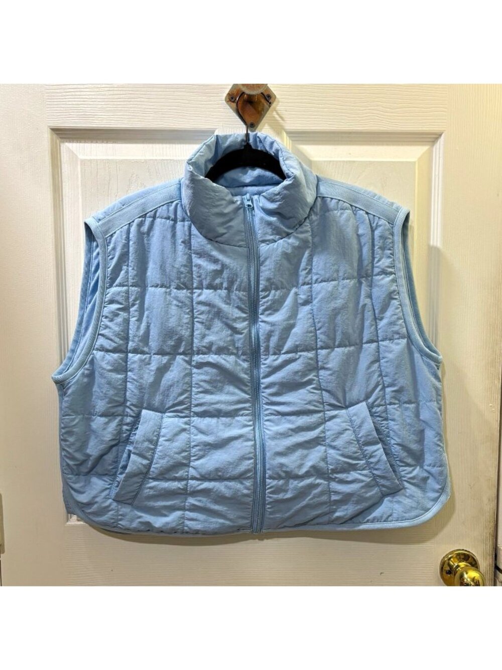 Thread + Supply Quilted Boxy Puffer Vest Light Blue Full Zip Pockets Size M